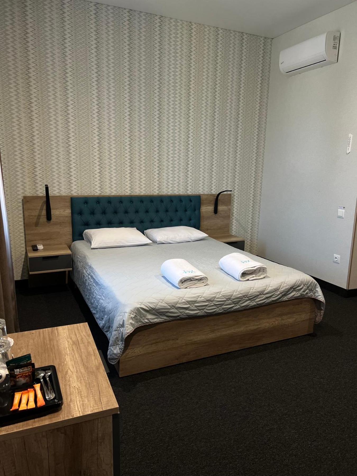 Hotel Dozari Korostyshiv Экстерьер фото
