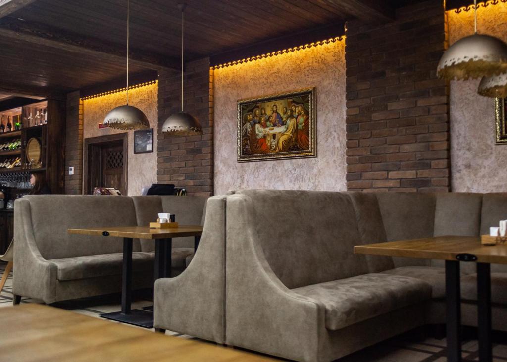 Hotel Dozari Korostyshiv Экстерьер фото
